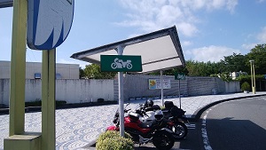 中井PA下り 二輪車駐車スペース