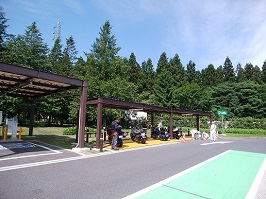 横川SA 二輪車パーキング