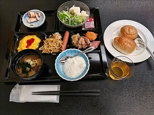 朝食バイキングの写真です