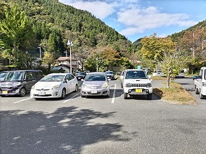 南郷温泉しゃくなげの湯 駐車場の写真です