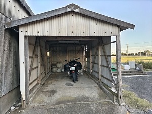 いいおか潮騒ホテル バイク置き場