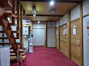 割烹旅館 西山 館内通路の写真です