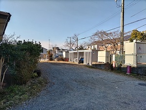 伊豆畑毛温泉 誠山 駐輪場入り口の写真です