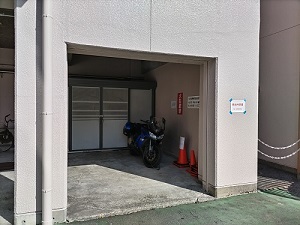 やいづマリンパレス 駐輪場の写真です