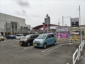 あおい温泉 草薙の湯 駐車場の写真です