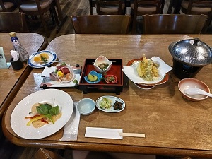 ホテルカアナパリ 夕食の写真です