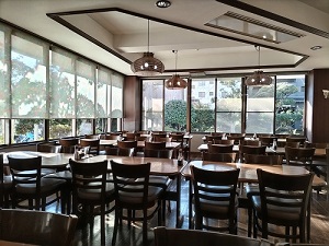 ホテルカアナパリ 朝食時のレストランの写真です