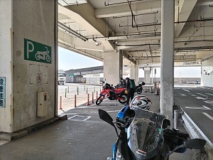 海ほたるPA 駐輪場の写真です