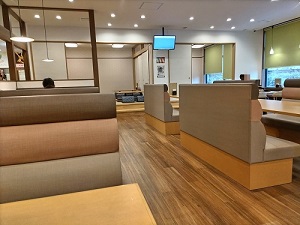 湯舞音 袖ケ浦店 食事処内の写真です